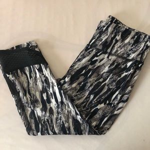 Workout Crop Pants